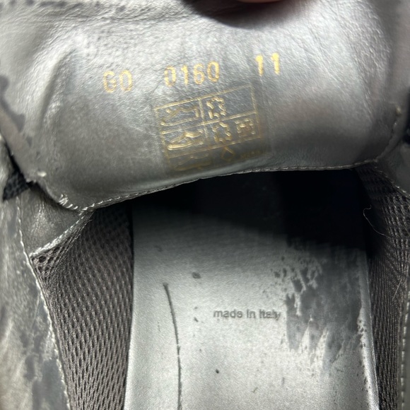 Louis Vuitton patent leather shoe sneaker size 11 - Picture 5 of 13